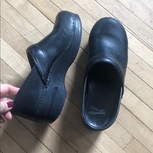 Size 39 black Dansko clogs